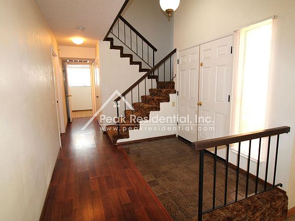 3rd image of 9346 Blue Oak Dr