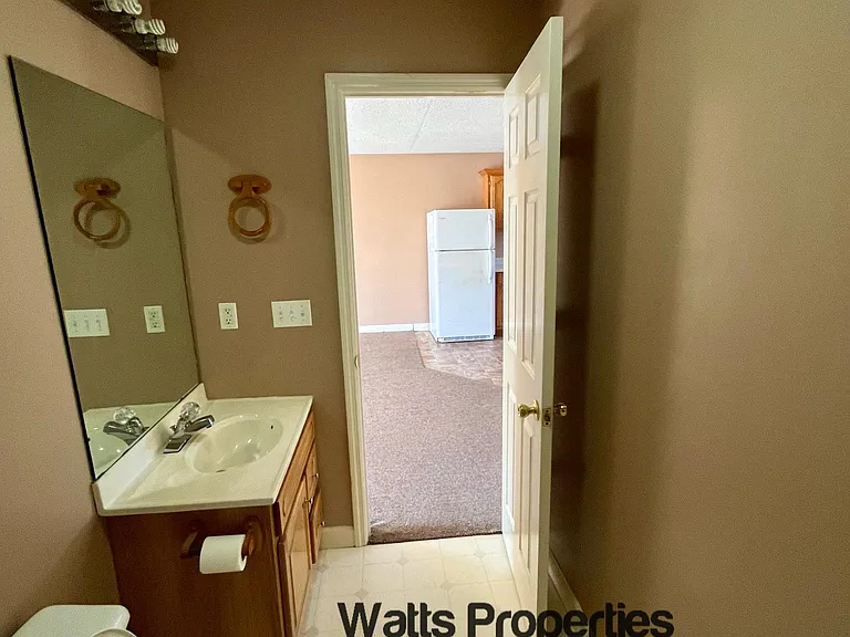 154 14th Ave NW — Photo 15