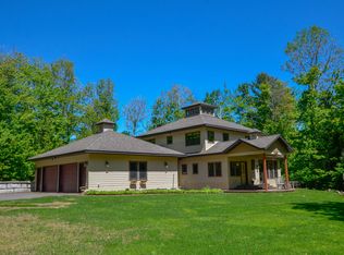 2001 Woodland Ave, Marquette, MI 49855