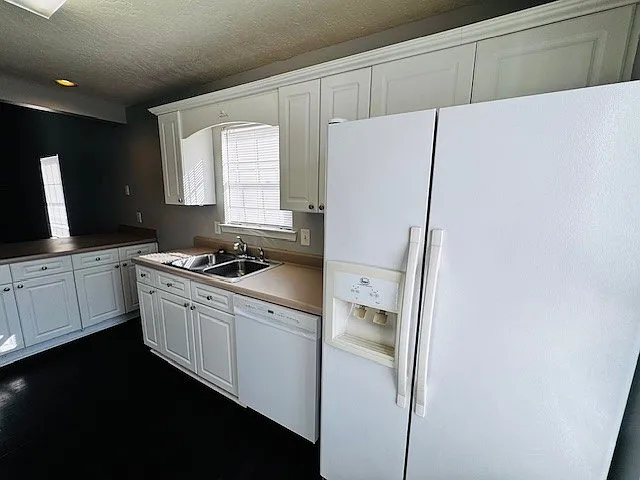 420 Londonberry Dr — Photo 6
