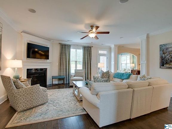 3rd image of 7001 Jane Elizabeth Dr SE