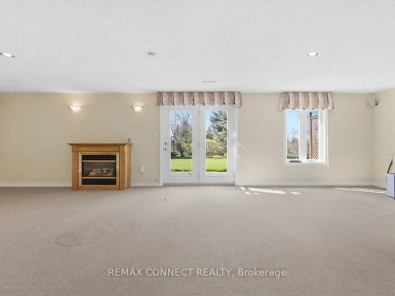 4 Sunrise Ct — Photo 20
