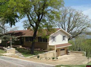 195 Shoreline Dr, Mountain Home, AR 72653