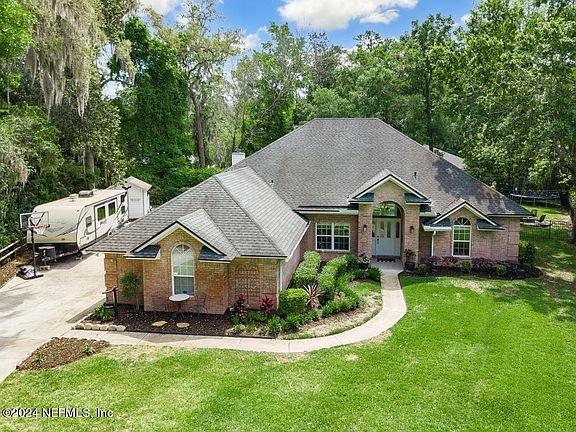2nd image of 3742 DOGWOOD HILL Terrace