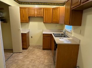 9616 Elm Lake Dr, Louisville, KY 40291