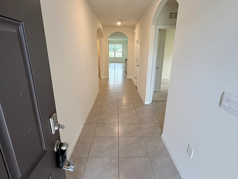 2844 Sunridge Loop — Photo 7