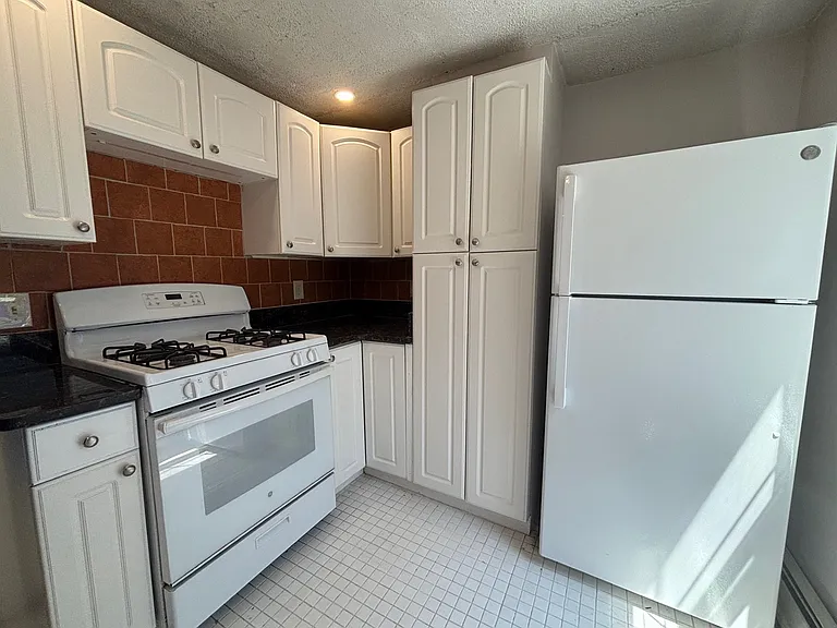 712 Hope St #1 — Photo 15