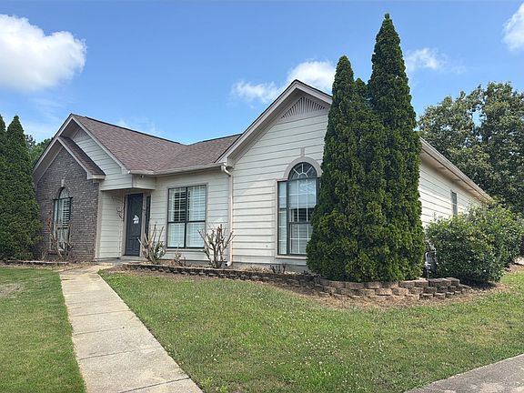 2nd image of 464 Camden Cove Cir