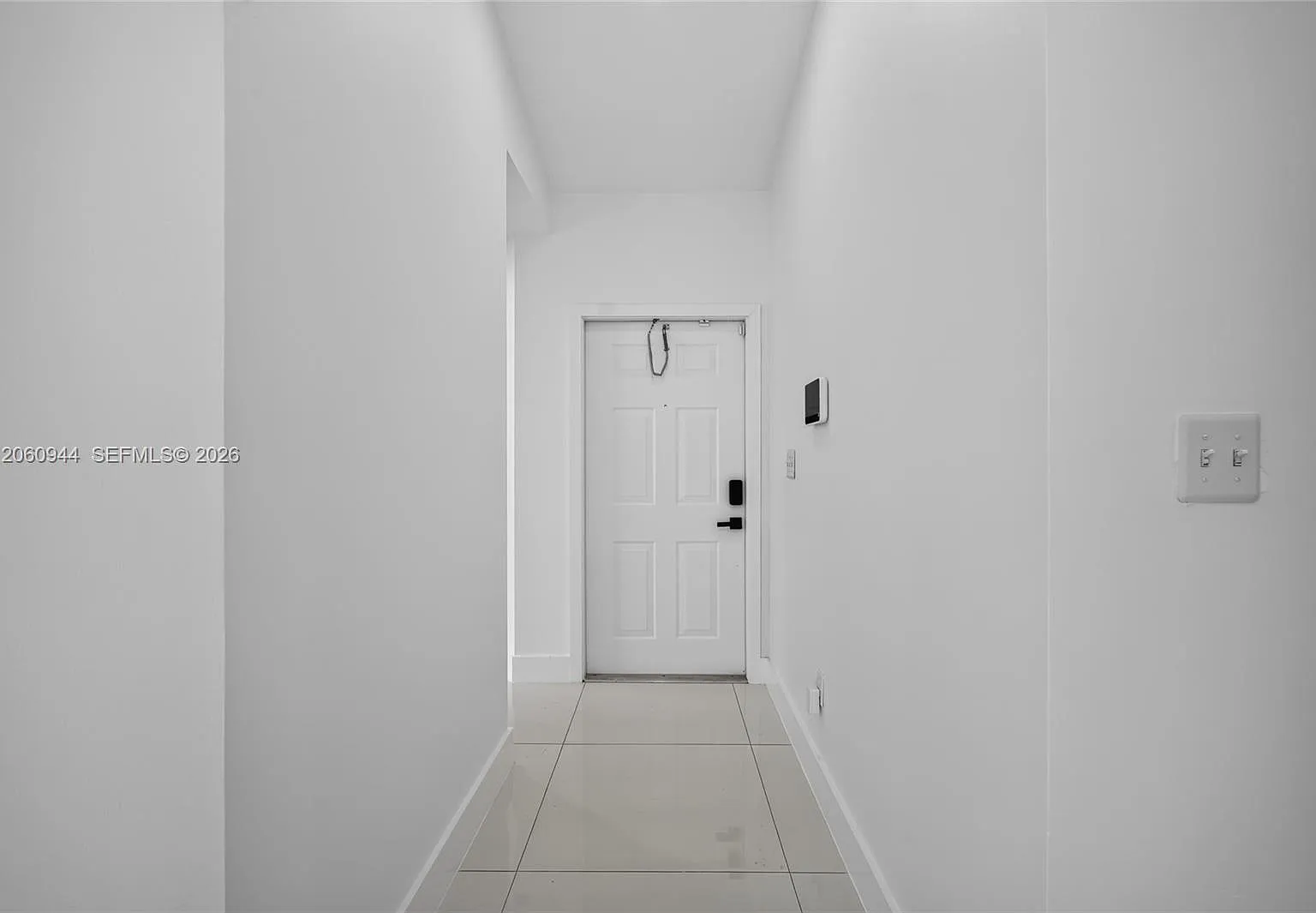 3 bed, 1454 sqft, $3,700 — Photo 3