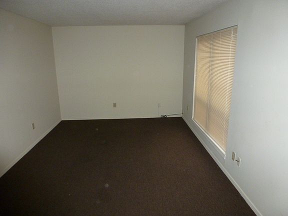 4th image of 2832 Los Gatos Ct APT 2