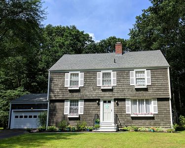 16 Green Valley Lakes Rd, East Lyme, CT, 06333