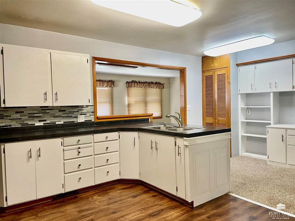 405 W Commercial St, Waterville, KS 66548 MLS 20230796 Zillow