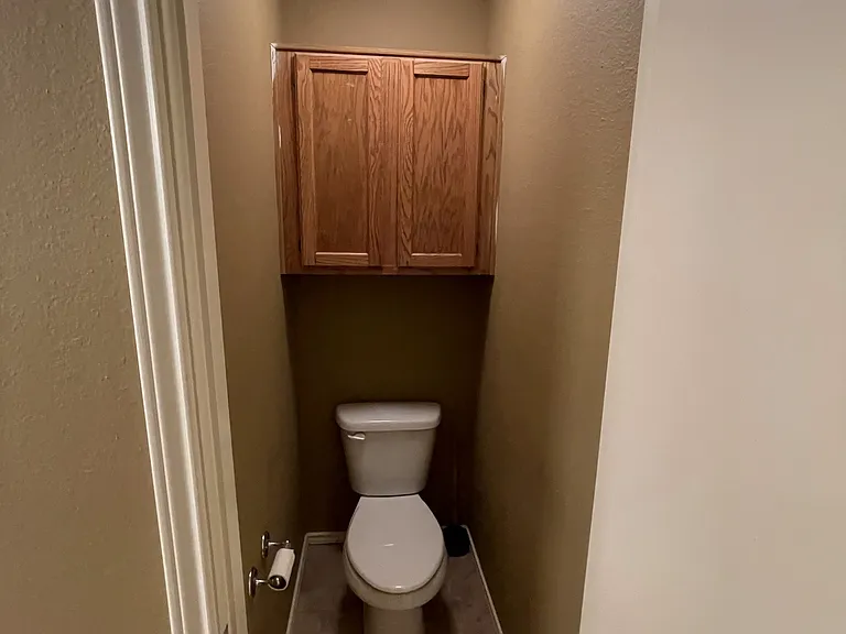 3202 Fairview Dr — Photo 10