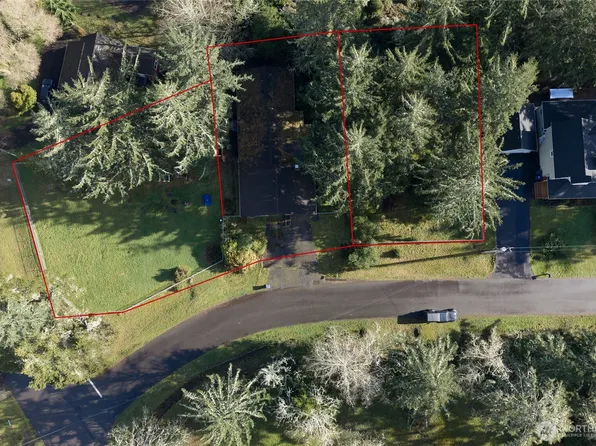 810 Discovery Avenue SE, Ocean Shores, WA 98569