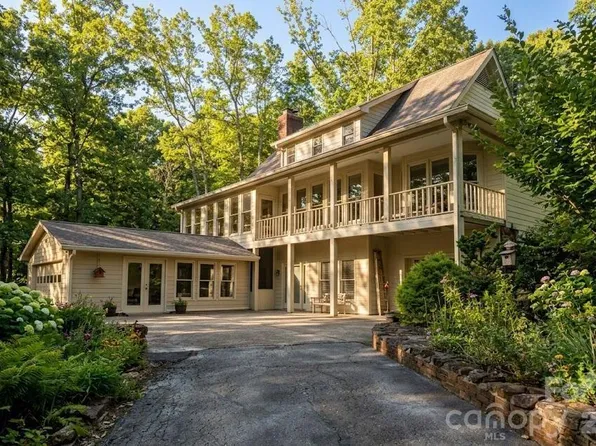 675 Fox Run Ln, Tryon, NC 28782