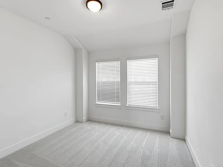 2521 Brunswick Way — Photo 14