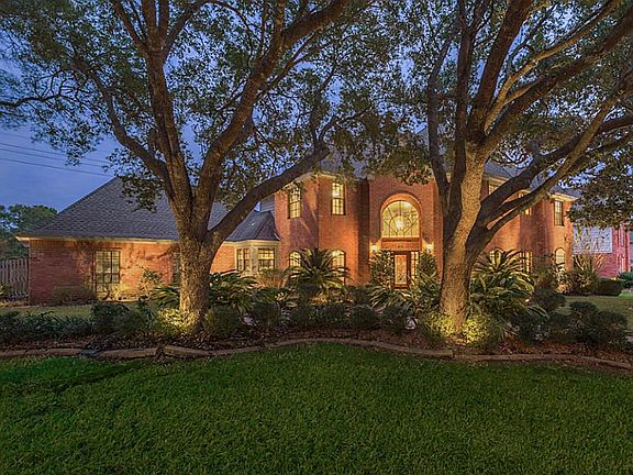 2nd image of 5303 Gladehill Dr
