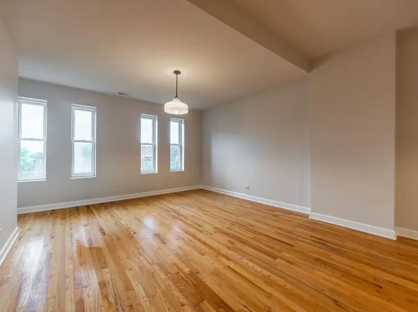 1534 N Milwaukee Ave, Chicago, IL