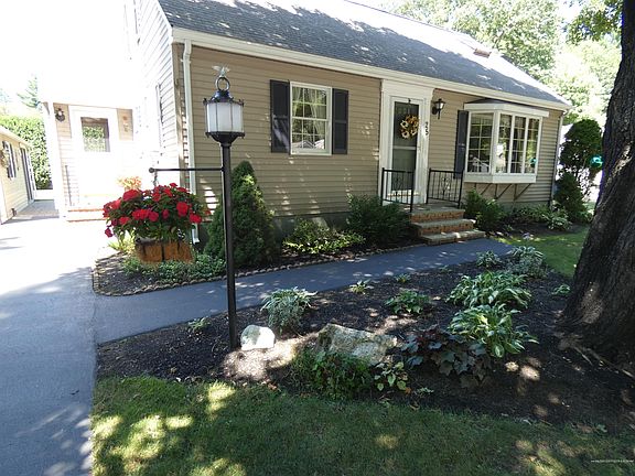 2nd image of 25 Puritan Dr