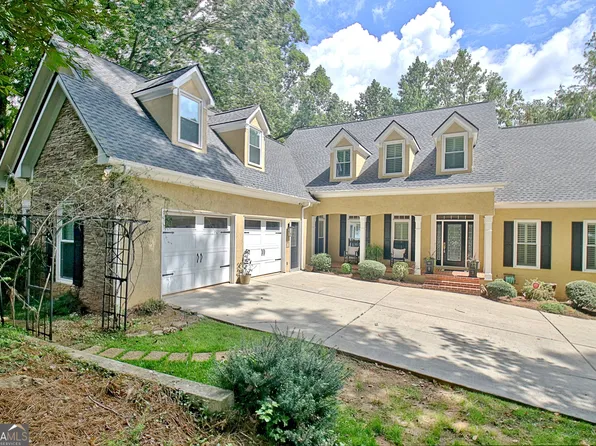 171 Interlochen Dr, Peachtree City, GA 30269