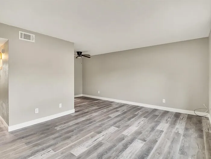260 W 8th Ave #124 — Photo 3