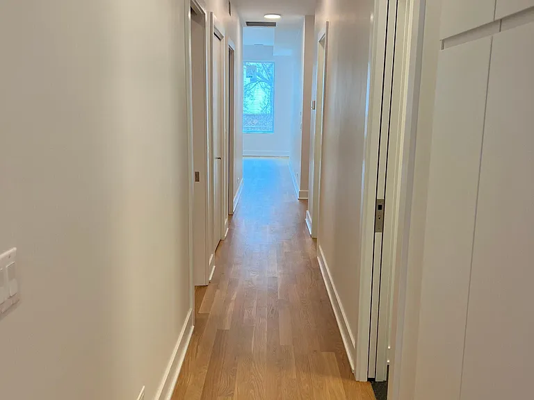 524 N May St #3 — Photo 5