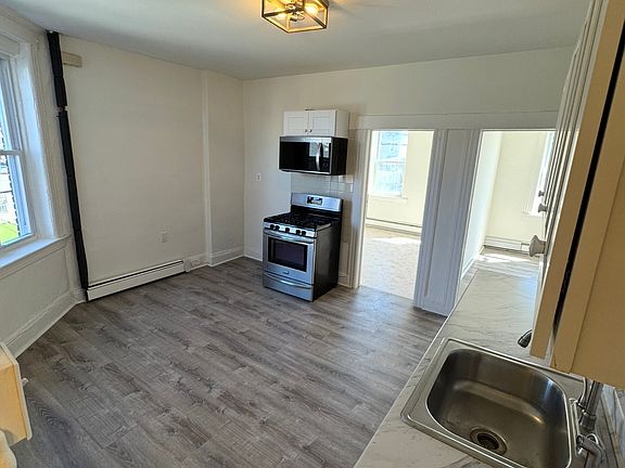 2nd image of 178 Howe Ave