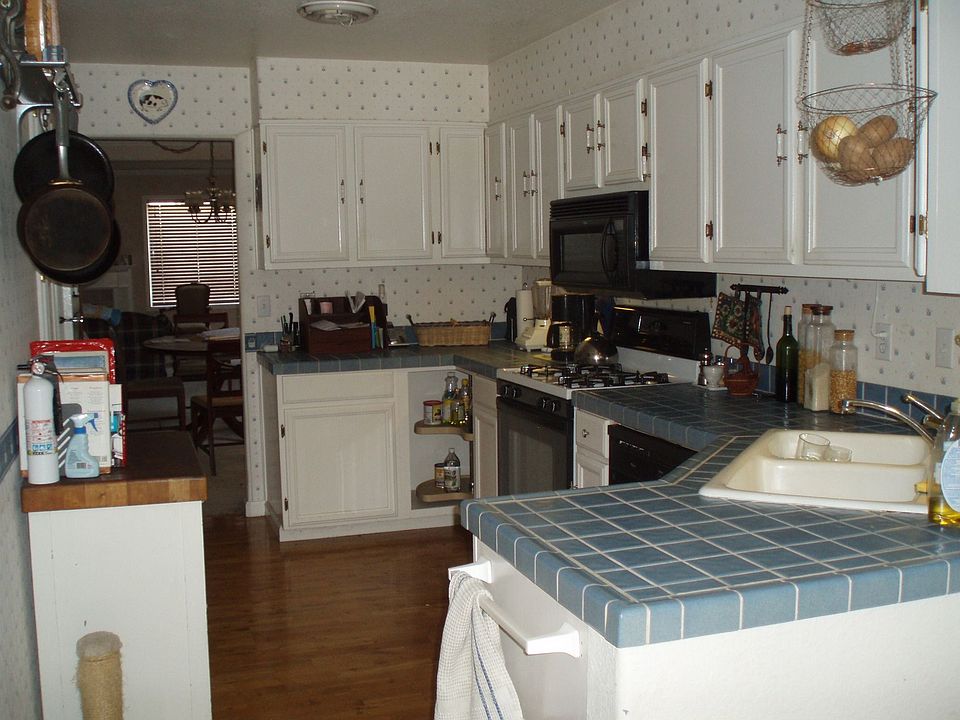 2nd image of 1239 Forrestal Ave