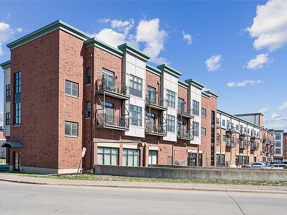 2nd image of 843 Quarry Rd APT 318