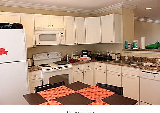 5th image of 1725 Harvey Mitchell Unit 1730