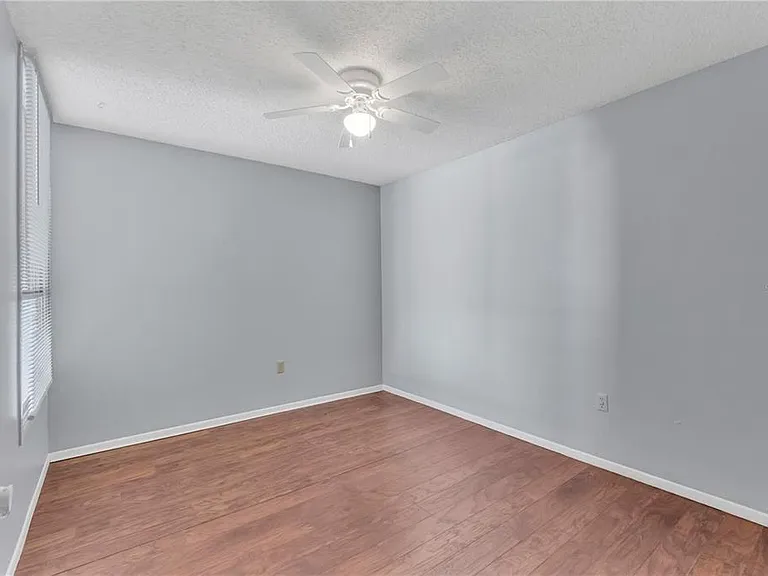 542 Orange Dr #26 — Photo 12