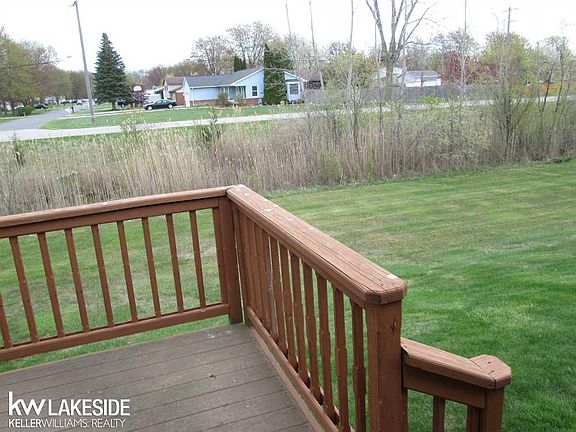 4th image of 48342 Marwood Dr