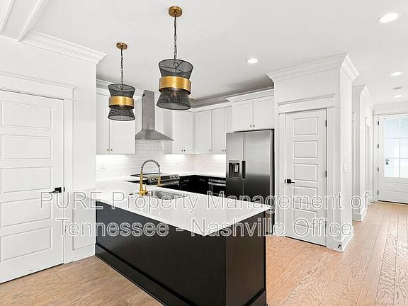 4th image of 2728 Herman St #B