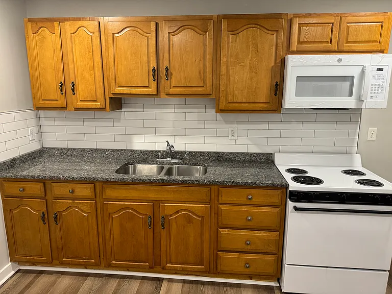 3903 King St #B — Photo 6