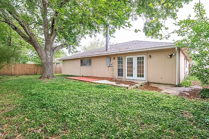 2811 Mayflower Landing Ct — Photo 14
