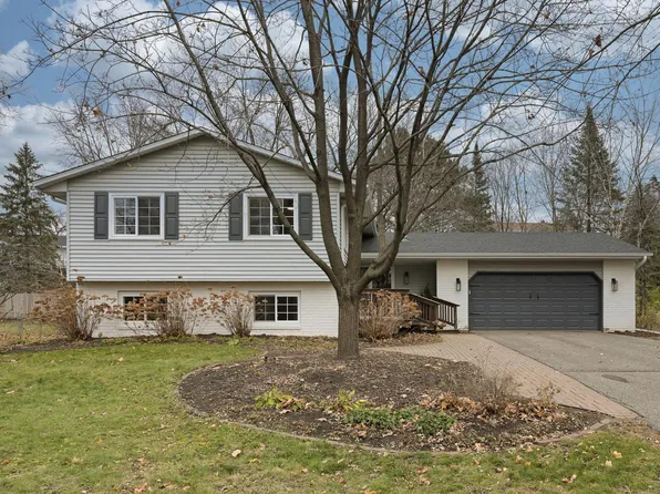866 Westview Dr, Shoreview, MN 55126