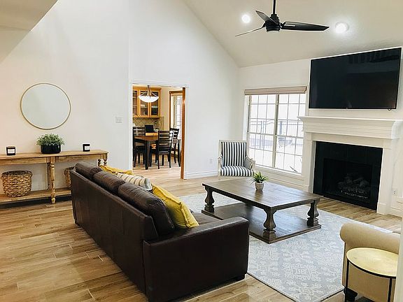 3rd image of 5018 Hastingwood Dr