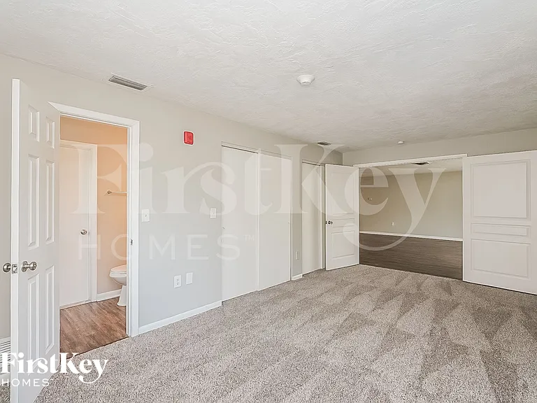 319 Scott Ct — Photo 9