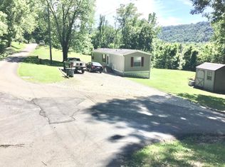 288 Walter St, Vanceburg, KY 41179