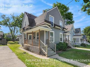 541 Norwood Ave SE, Grand Rapids, MI 49506