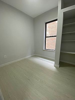 5th image of 520 W 175th St #4