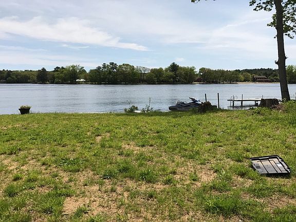2nd image of 18 Cedar Lake Dr