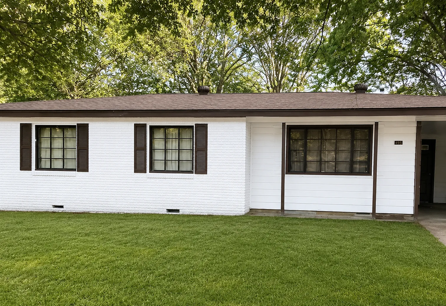3 bed, 1206 sqft, $1,100 — Photo 1