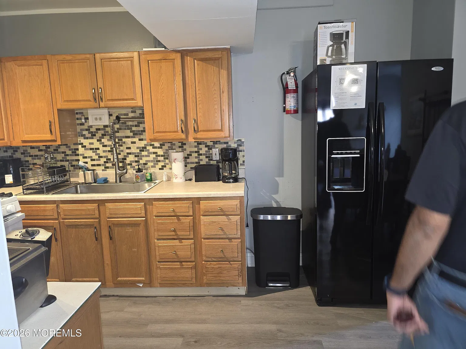 2 bed, 1015 sqft, $2,695 — Photo 3
