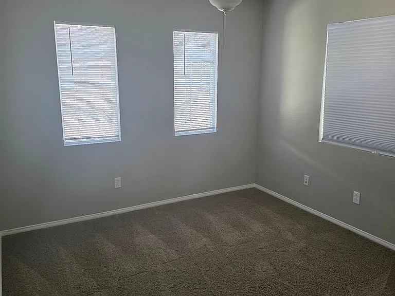 40235 Ayer Ln — Photo 16