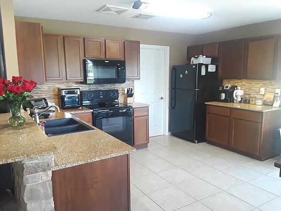 2nd image of 643 Crystal Bay Ln