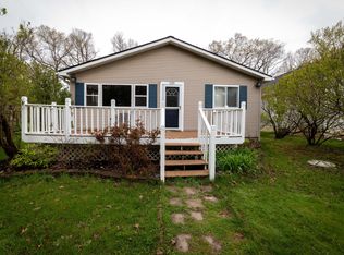 11325 Norway Dr, Hartland, MI