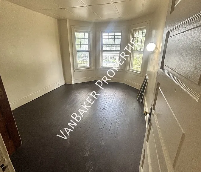 3205 Walton Ave #3205 — Photo 3