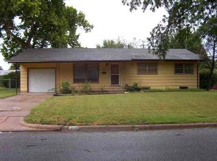 416 Albert St, Valley Center, KS 67147