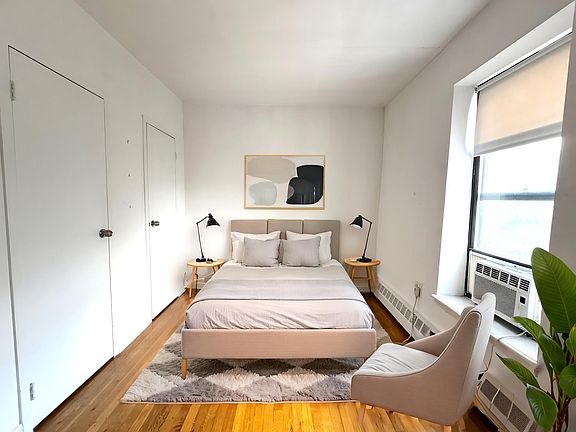 5th image of 350 W 110th St APT 6B